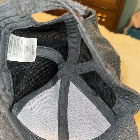 Target pompom hat - Picture 5 of 5